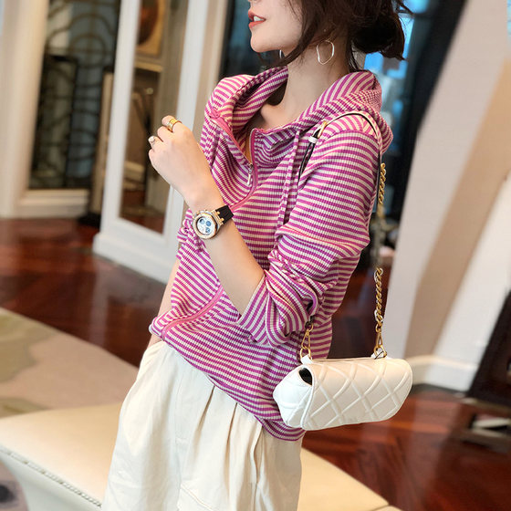 Short Striped Hoodie Women's Thin Westernized Aging Top Spring And Autumn Europe 2021 New Women's Wear Short Striped Hoodie Women's Thin Westernized Aging Top Spring And Autumn Europe 2021 New Women's Wear
