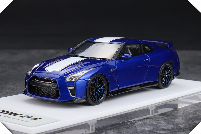 makeup日产gtrr35202050周年树脂车模现货火车