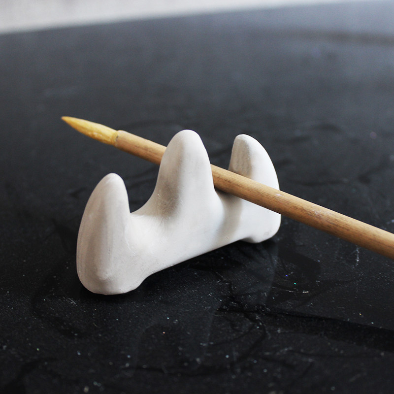 笔架素坯陶艺摆件景德镇陶瓷搁笔托笔挂筷架山形文房四宝白模填色