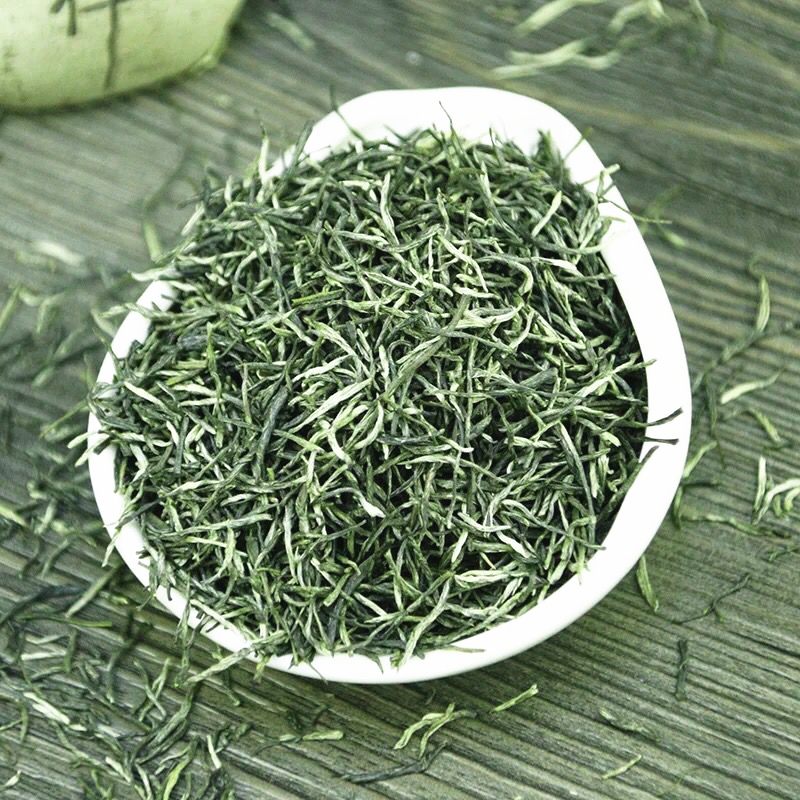 信阳毛尖2017新茶叶绿茶雨前特级嫩芽春茶散装125g茶农自销礼盒装