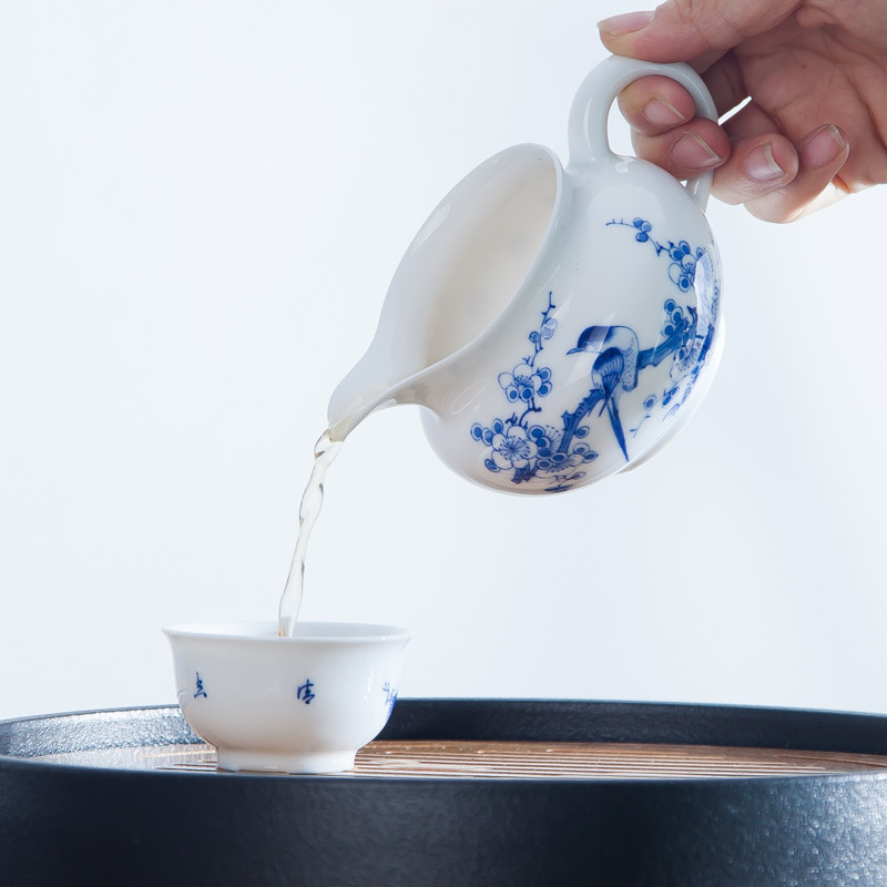 景德镇陶瓷手绘公道杯 手工品茗杯分茶器功夫茶具公杯匀杯小号