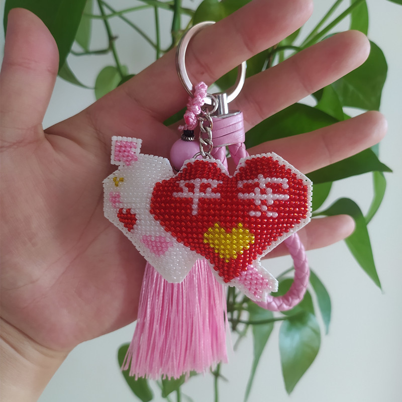 新品十字绣挂件小件爱心珠绣钥匙扣吊坠情侣卡通十字绣套件