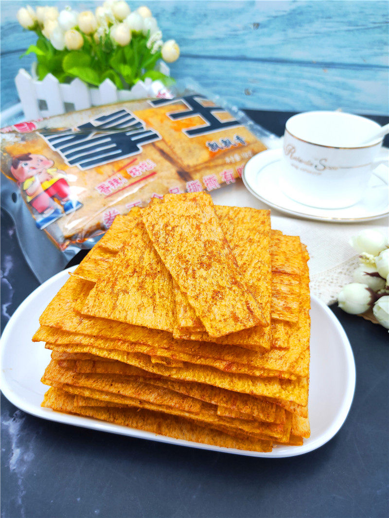 拳王辣条108克*10大包飘飘香麻辣大辣片香辣片豆皮8090怀旧零食 - 券