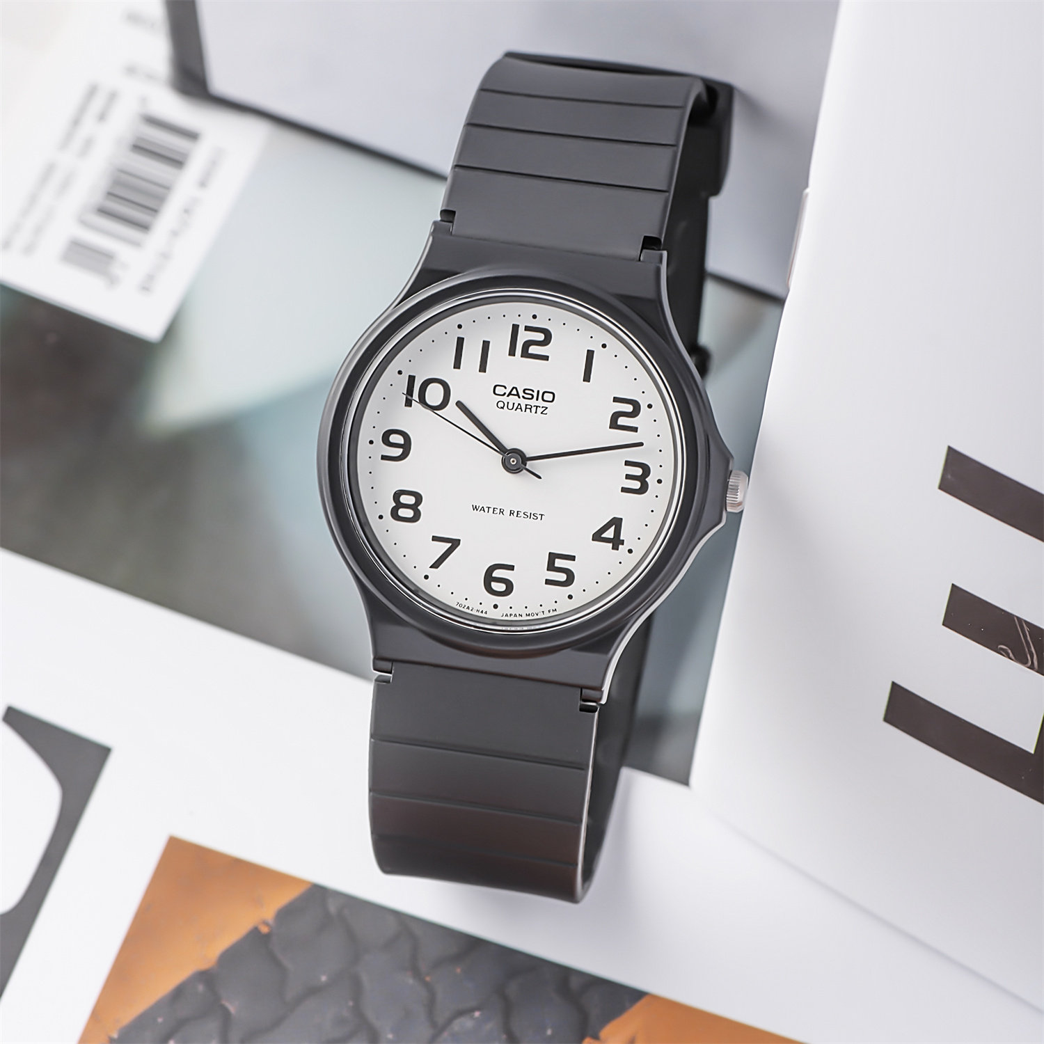 手表正品卡西欧小金金表ccasio日本女表复古金石英日韩腕表