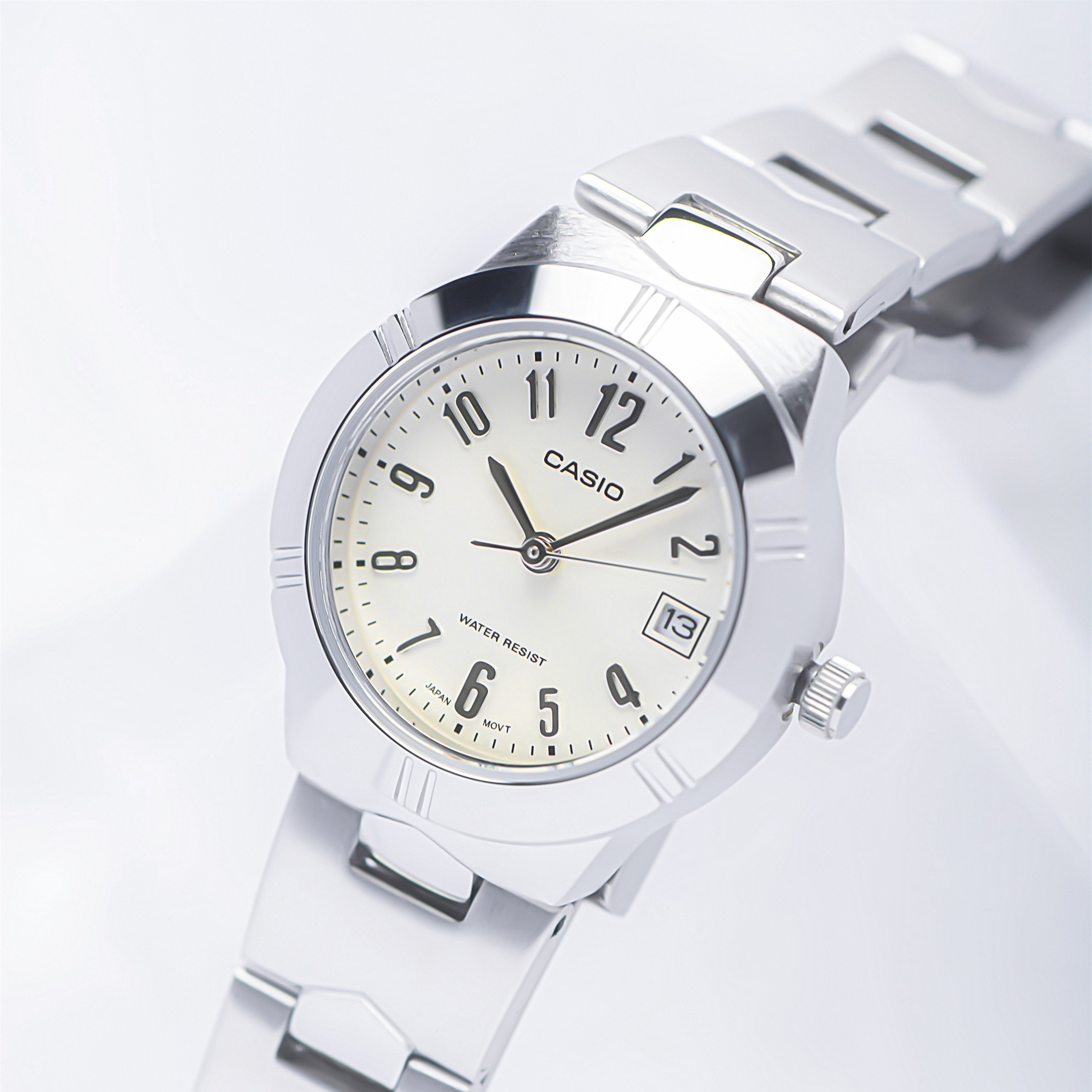 日本卡西欧casio樱花手表女士时尚小巧钢带简约日韩腕表