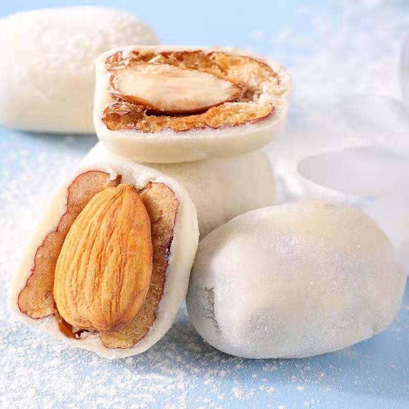 杏仁新货奶枣奶粉枣巴旦木奶酪泡芙网红奶油枣类制品