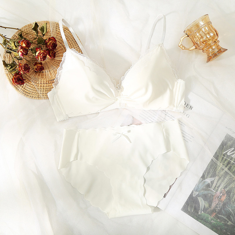 夏季超薄白色内衣女无钢圈小胸聚拢托收副乳文胸