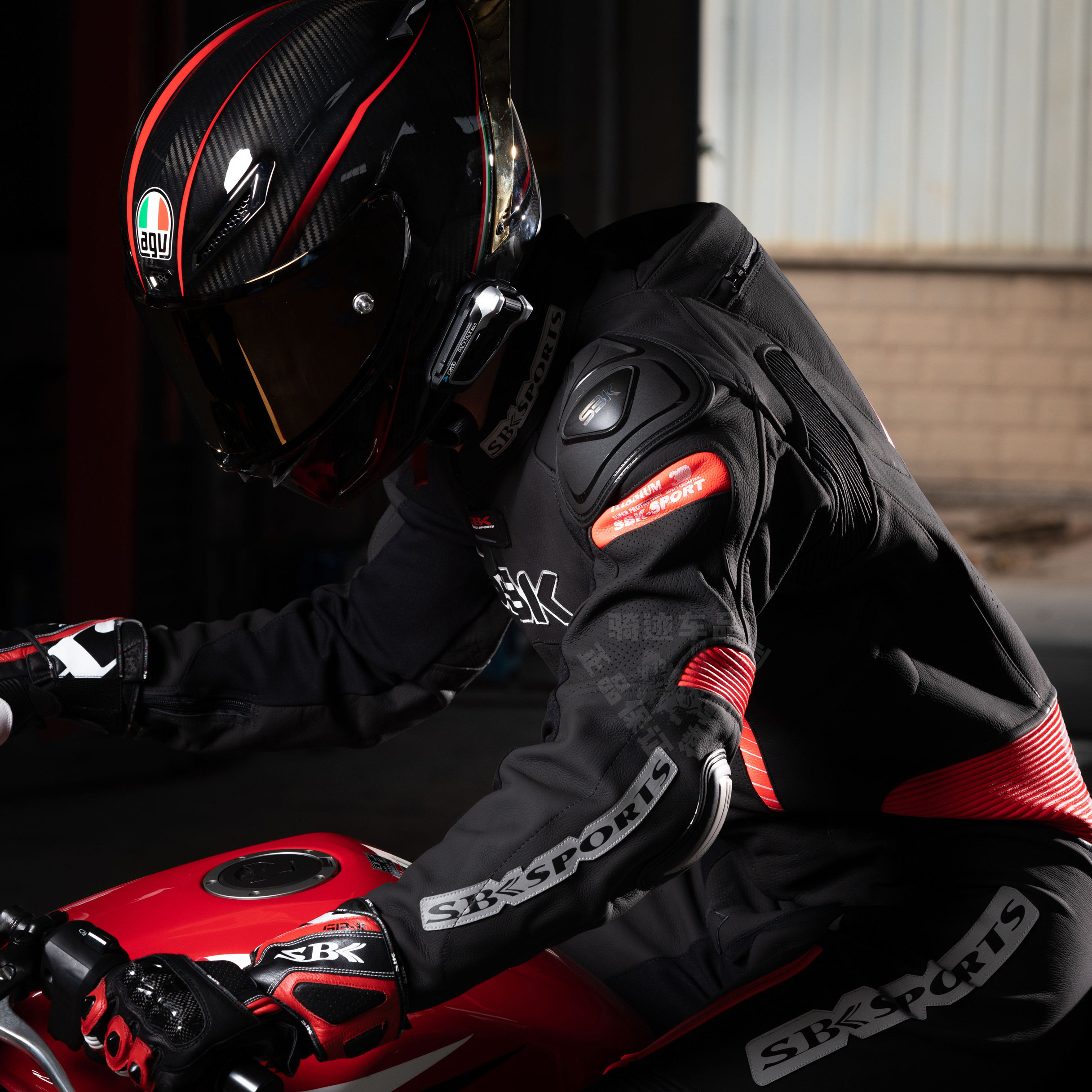 皮衣sbk连体赛道新款摩托车骑行服装装备赛车赛车服