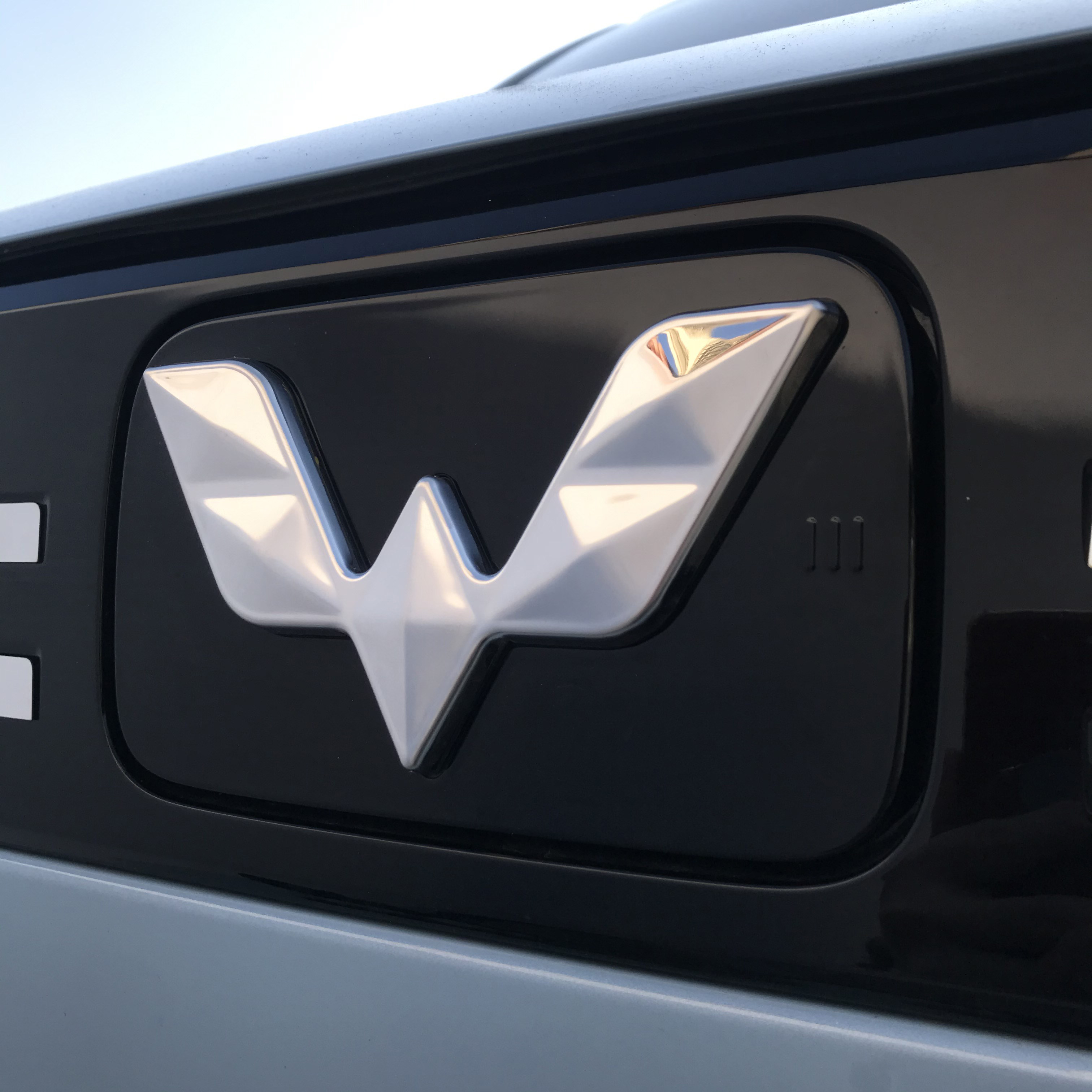 miniev五菱宏光不锈钢中网车标贴片改银宏光身车改装汽车装饰贴