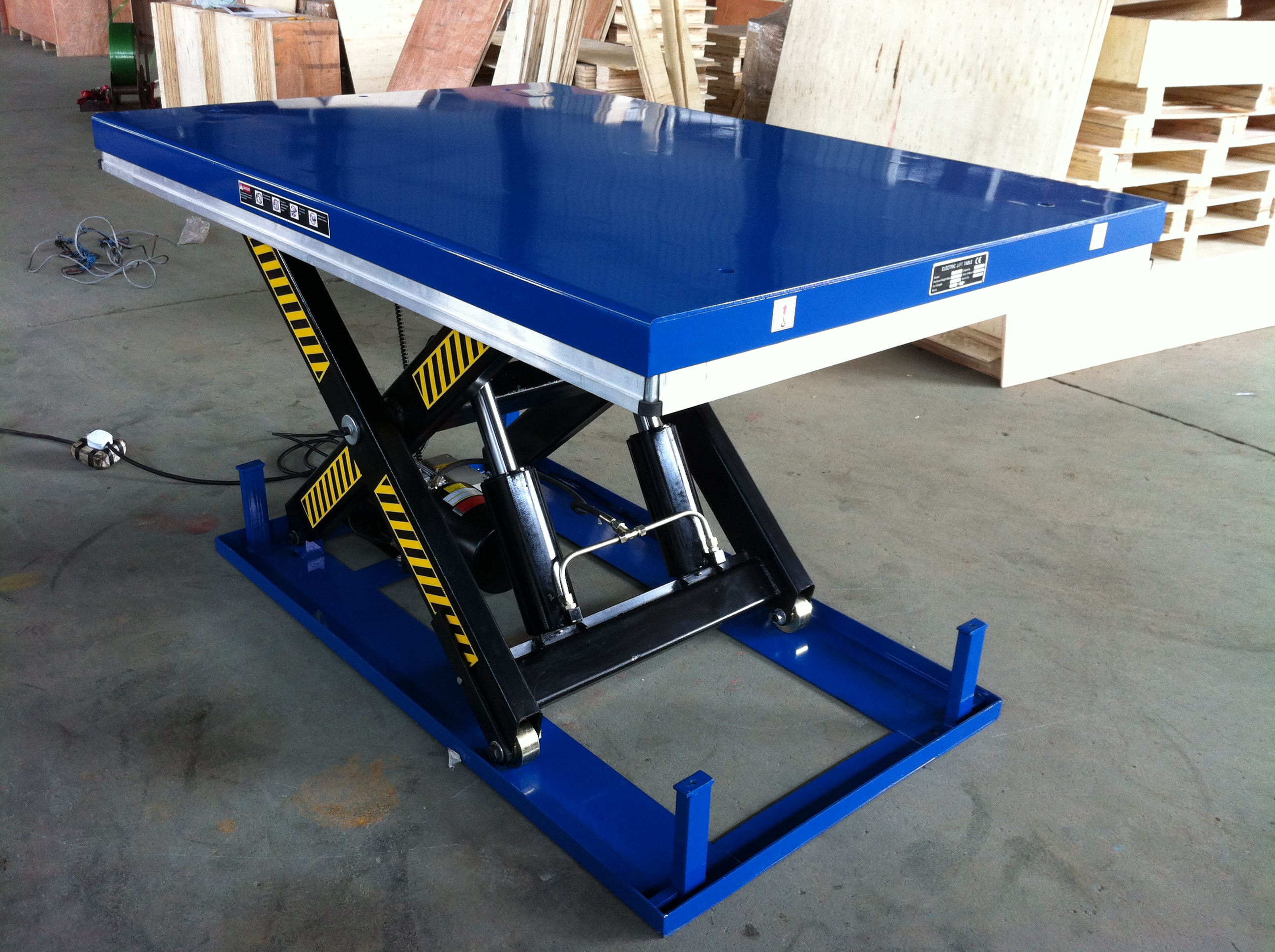 液压升降鼎力电动固定式平台台车小型移动式升降机升降台