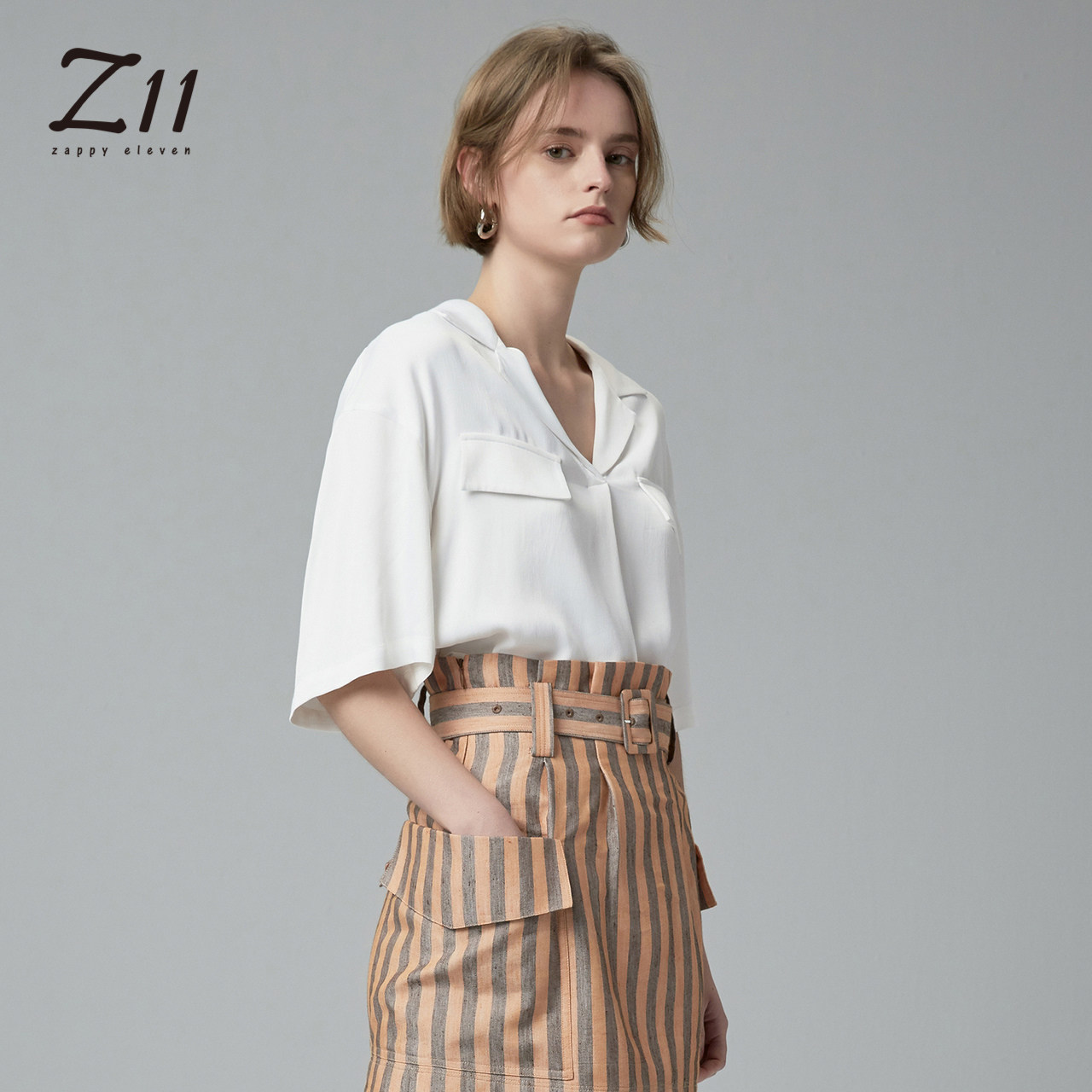 z11女装春夏新款简约气质韩版宽松领口口袋衬衫