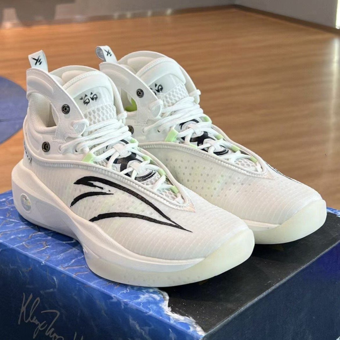 炫火体育安踏kt8克莱汤普森8代碳板实战篮球篮球鞋