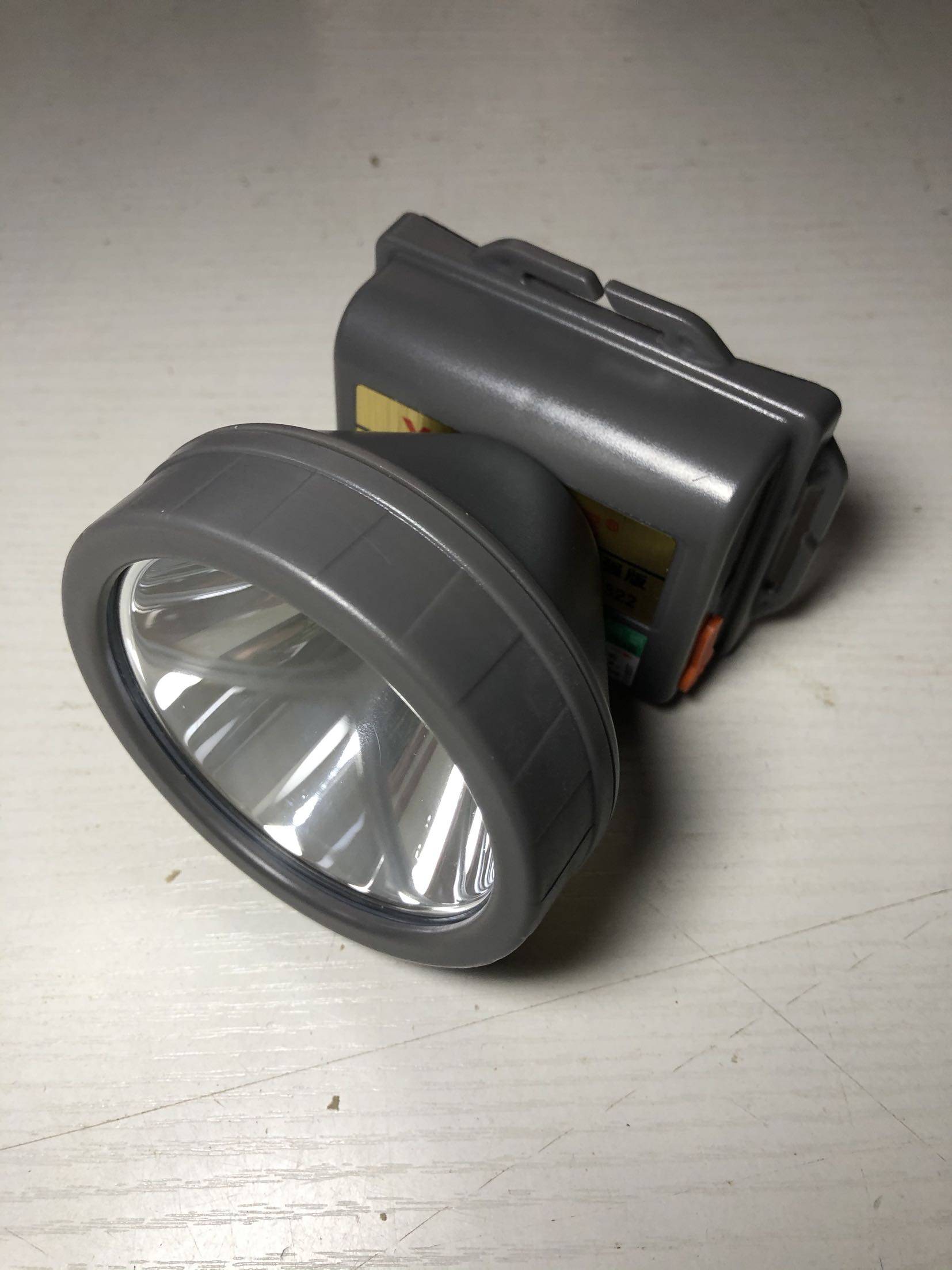 雅尼led头灯强光充电超亮头戴手电筒户外超长头灯