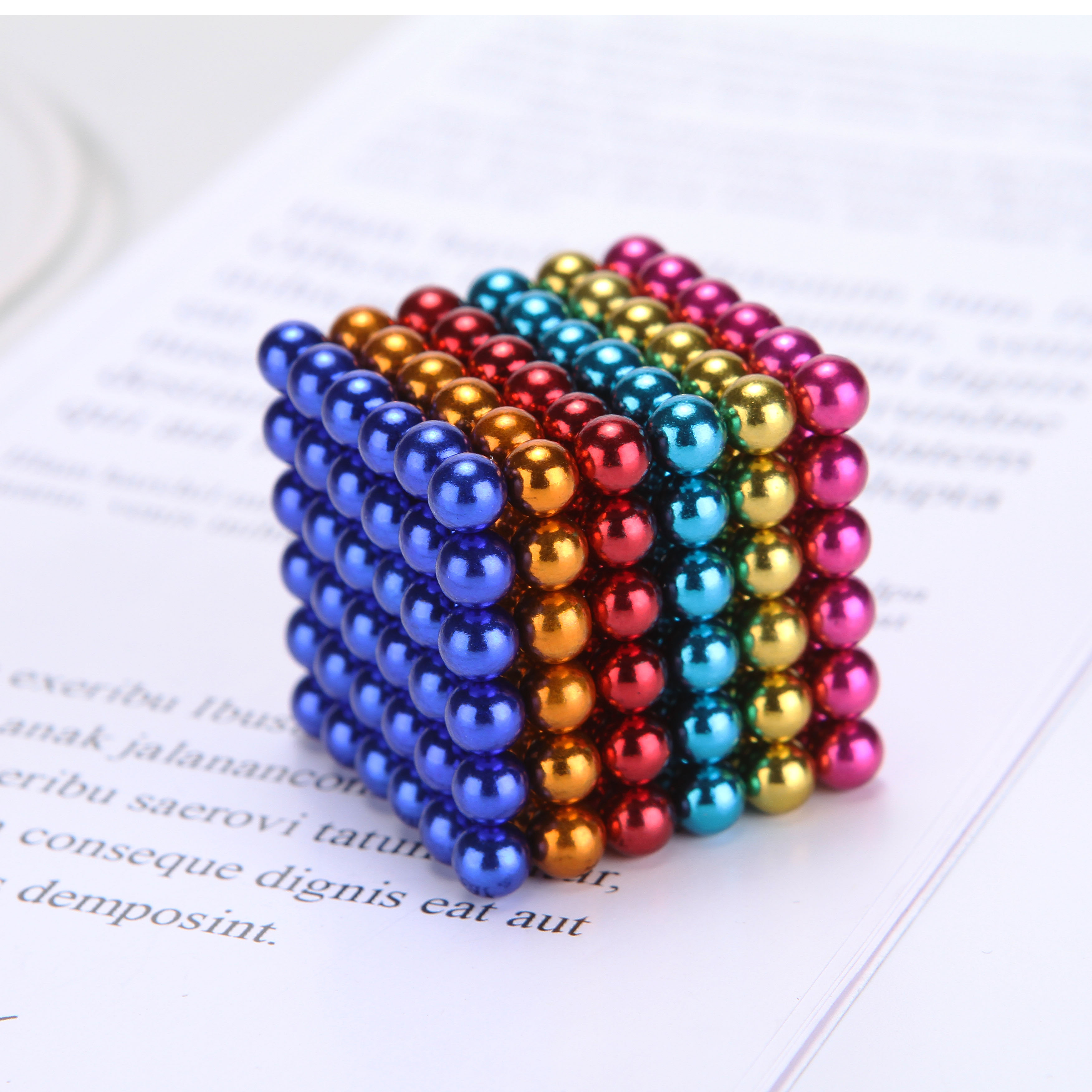 磁力片积木儿童益智玩具磁铁吸铁石拼装1-2-3-6-7-8-10周岁男孩女