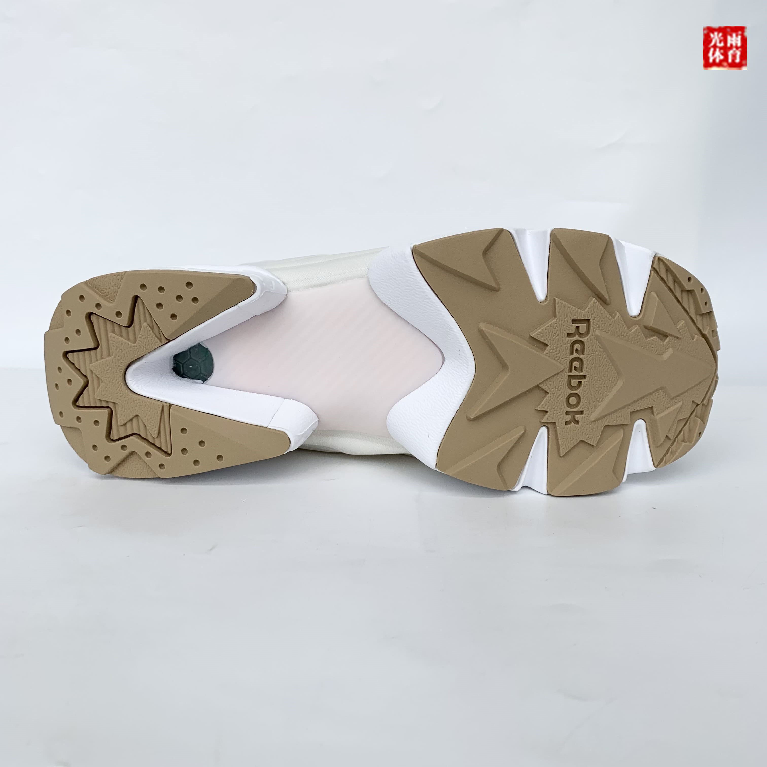 光雨体育-reebok锐步instapump女子蜂窝气垫跑步运动鞋跑步鞋
