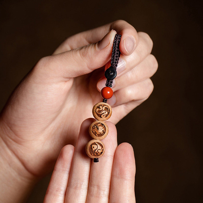 桃木木雕十二生肖汽车钥匙扣挂件平安男女情侣随身木雕