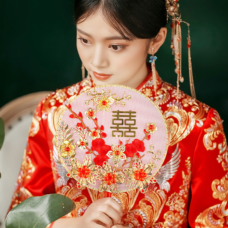 新娘结婚礼古风秀禾团扇古典喜庆出嫁手捧遮面新娘手捧花
