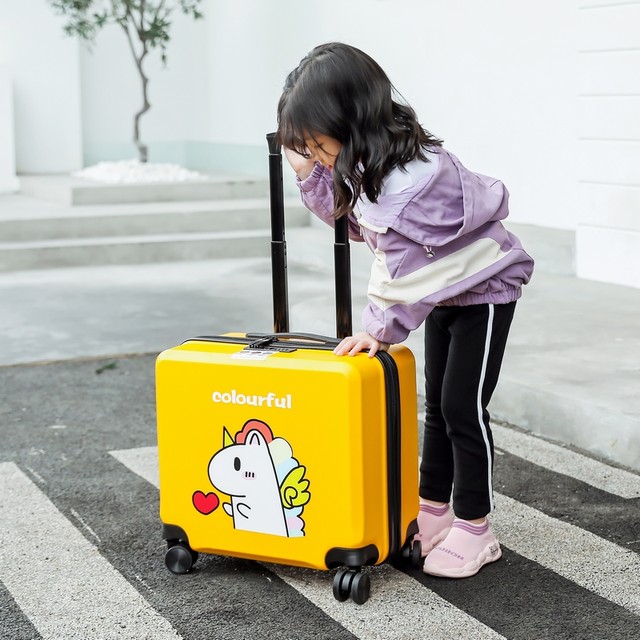 Big Distance Children's trolley box male cute cartoon bag female 20 inch can take a travel box 10,000-way round 19 inch 24 Big Distance Children's trolley box male cute cartoon bag female 20 inch can take a travel box 10,000-way round 19 inch 24