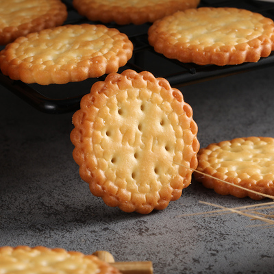 网红小饼干日式小圆饼干海盐味休闲零食小吃食品小包早餐饼干