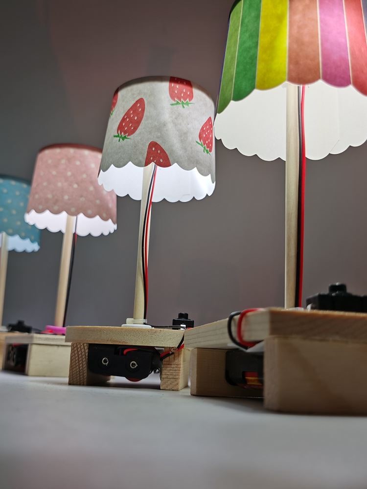 高二通用技术制作台灯高中作品手工diy科技科学实验