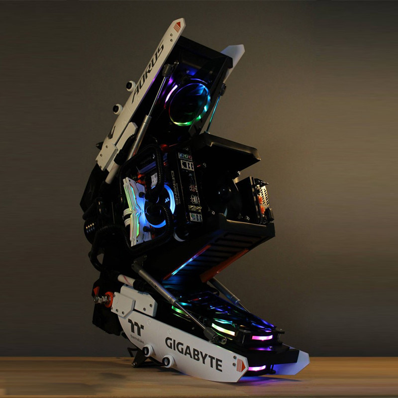 fuxk水冷mod定制高达赛博朋克ar45组装装机diy兼容机