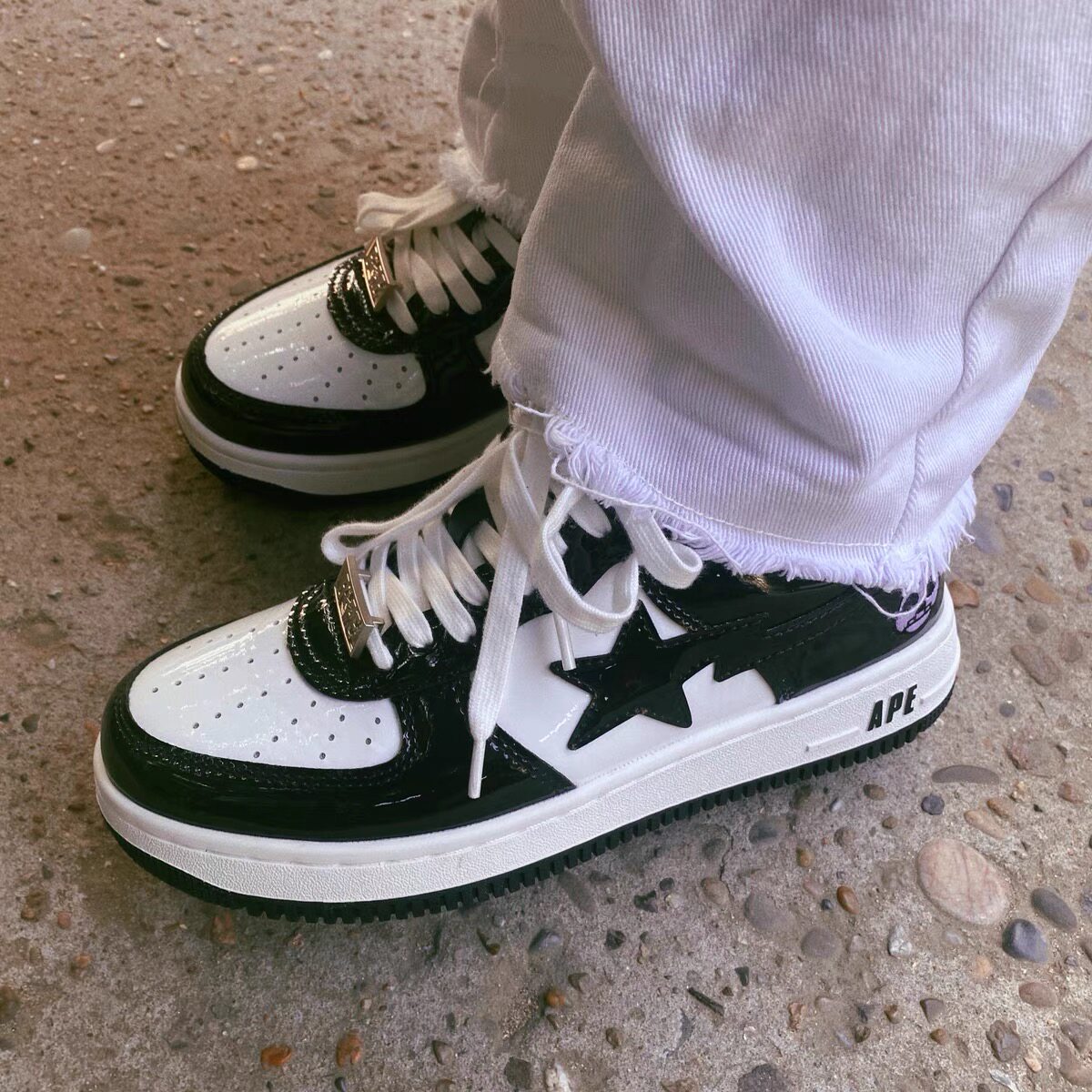 bapesta黑白白色漆皮骷髅休闲低帮板鞋男女情侣休闲板鞋