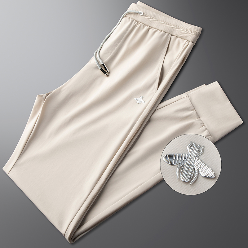 轻奢垂感冰丝休闲运动裤男修身小脚薄款透气夏季束脚男士速干裤子