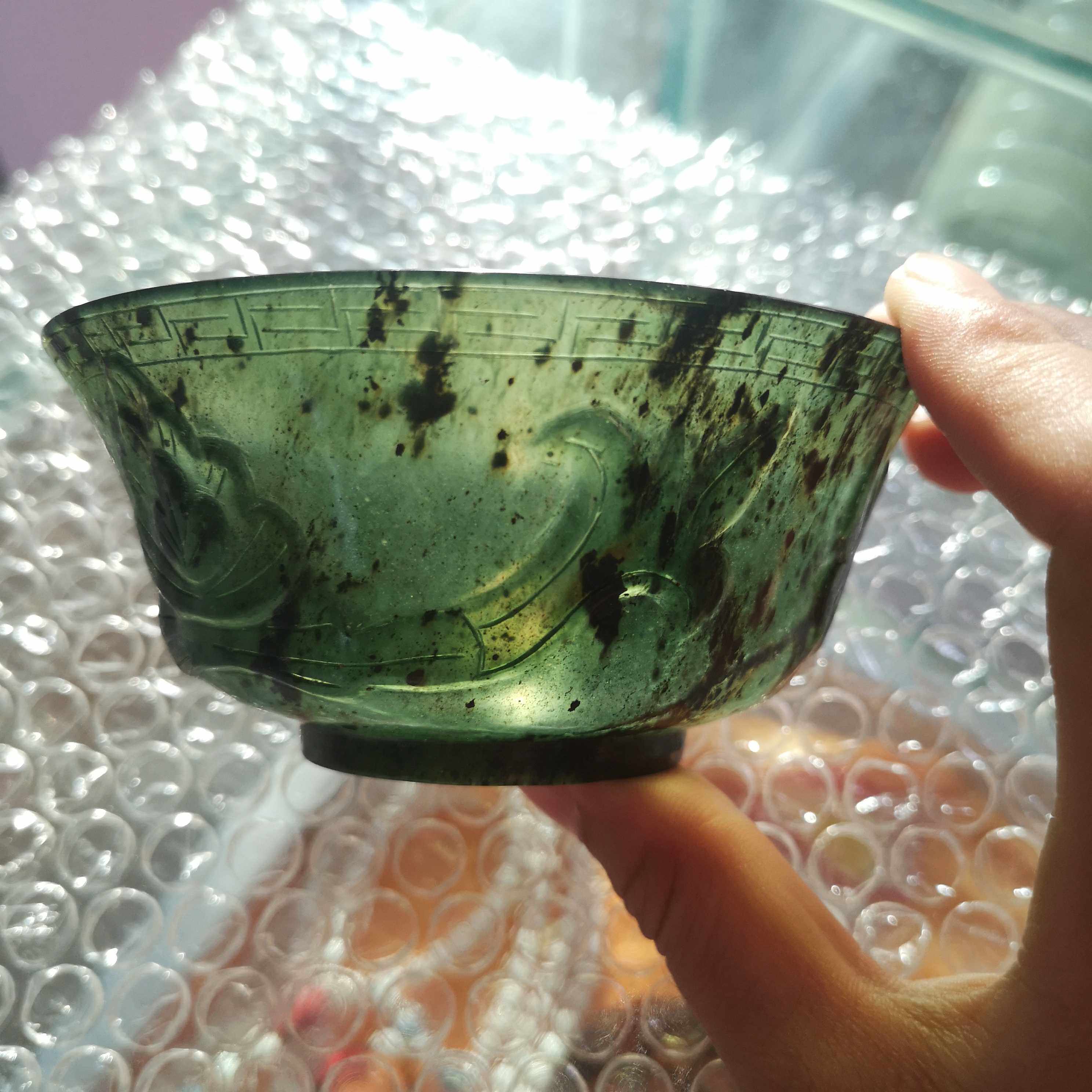 酒泉夜光祁连山墨玉甘肃特产鸳鸯精品雕花玉碗珠宝半成品