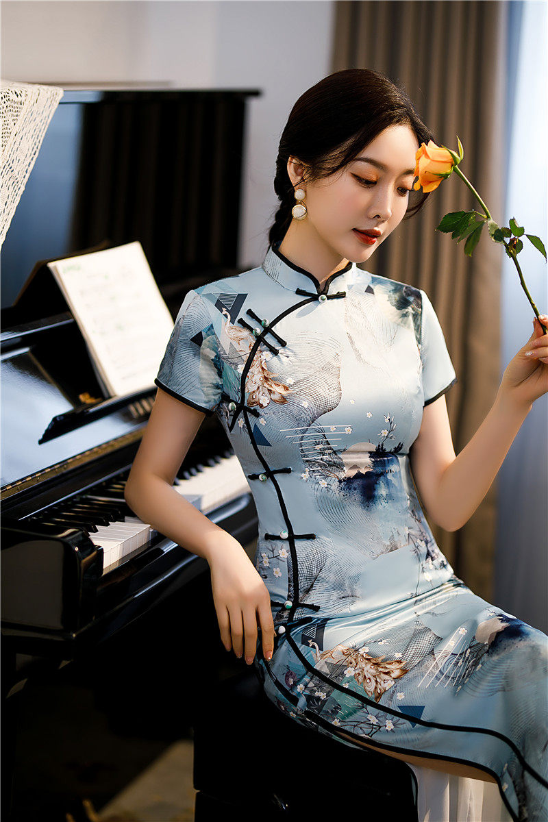 连衣裙旗袍改良年轻少女2021年新款中国国风气质名媛旗袍