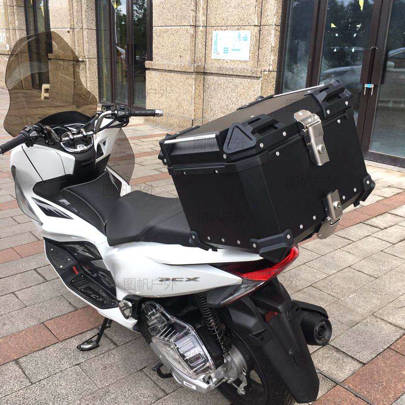 适用五羊本田pcx150改装尾箱尾架行pcx铝合金防水摩托车尾箱
