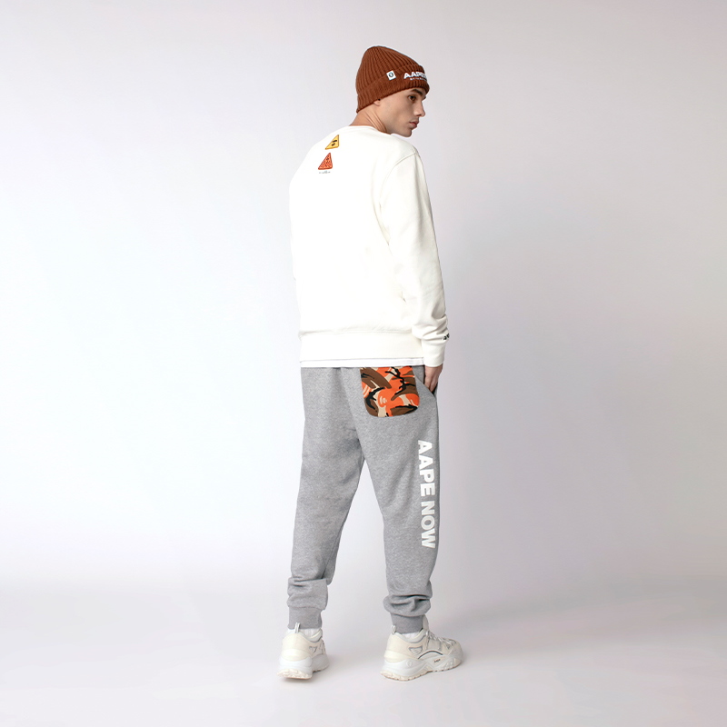 Aape男装秋冬猿颜徽章字母印花撞色迷彩后口袋束脚休闲裤6563XXD