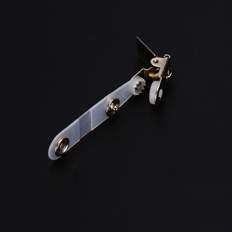 金属工牌夹子胸卡卡套证件胸牌夹扣厂牌夹铁质门禁卡翻盖夹胸卡夹