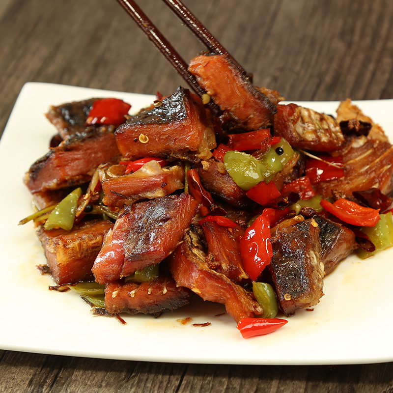 鱼块腊鱼味肴腊品风干湖北风味农家自制咸鱼腌肉