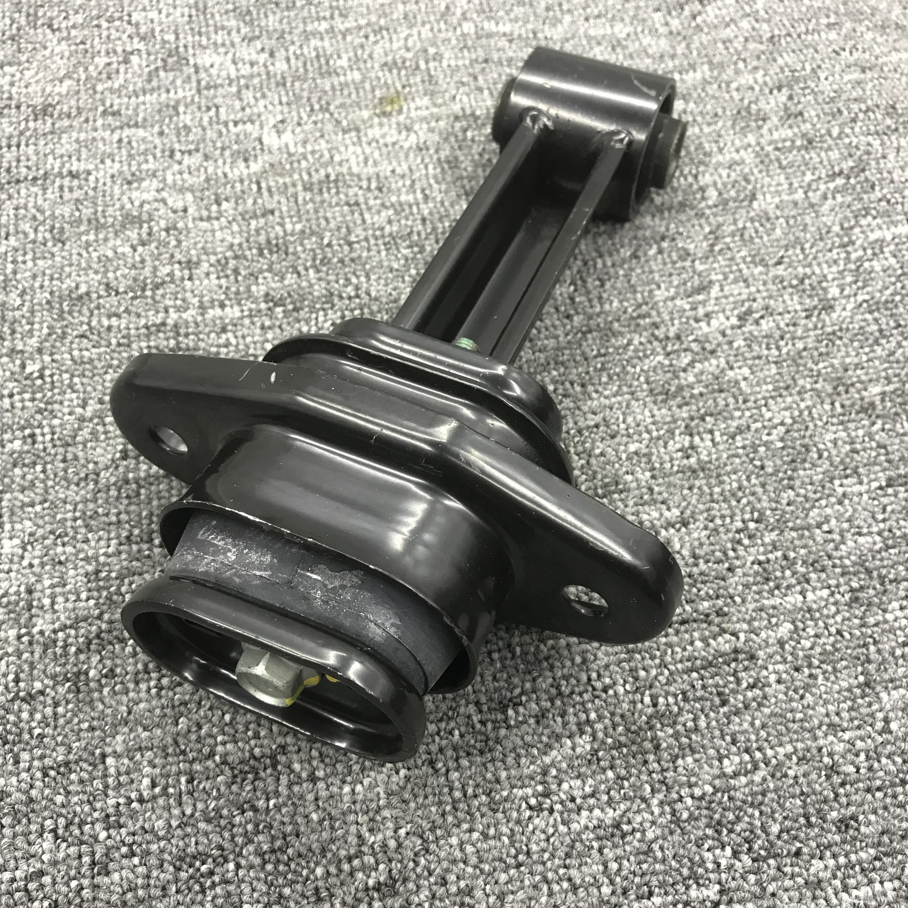 适用瑞纳名图朗动k2k3k4发动机机脚胶鸡爪发动机变速箱发动机总成及