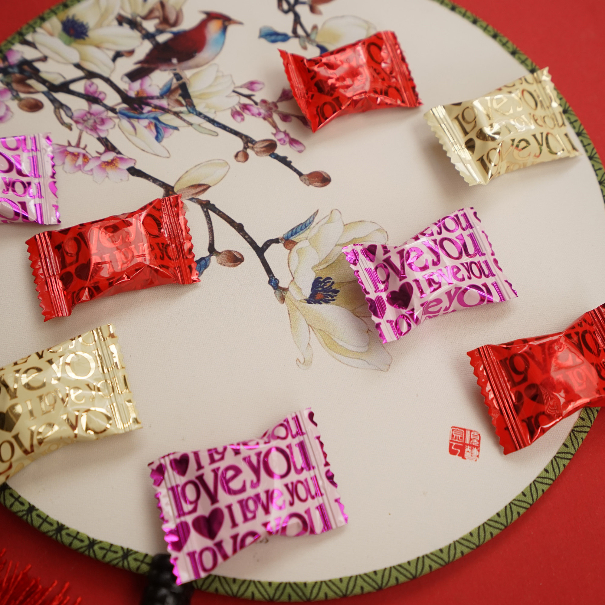 高颜值金色粉色红色高档喜糖硬糖散装创意网红糖果