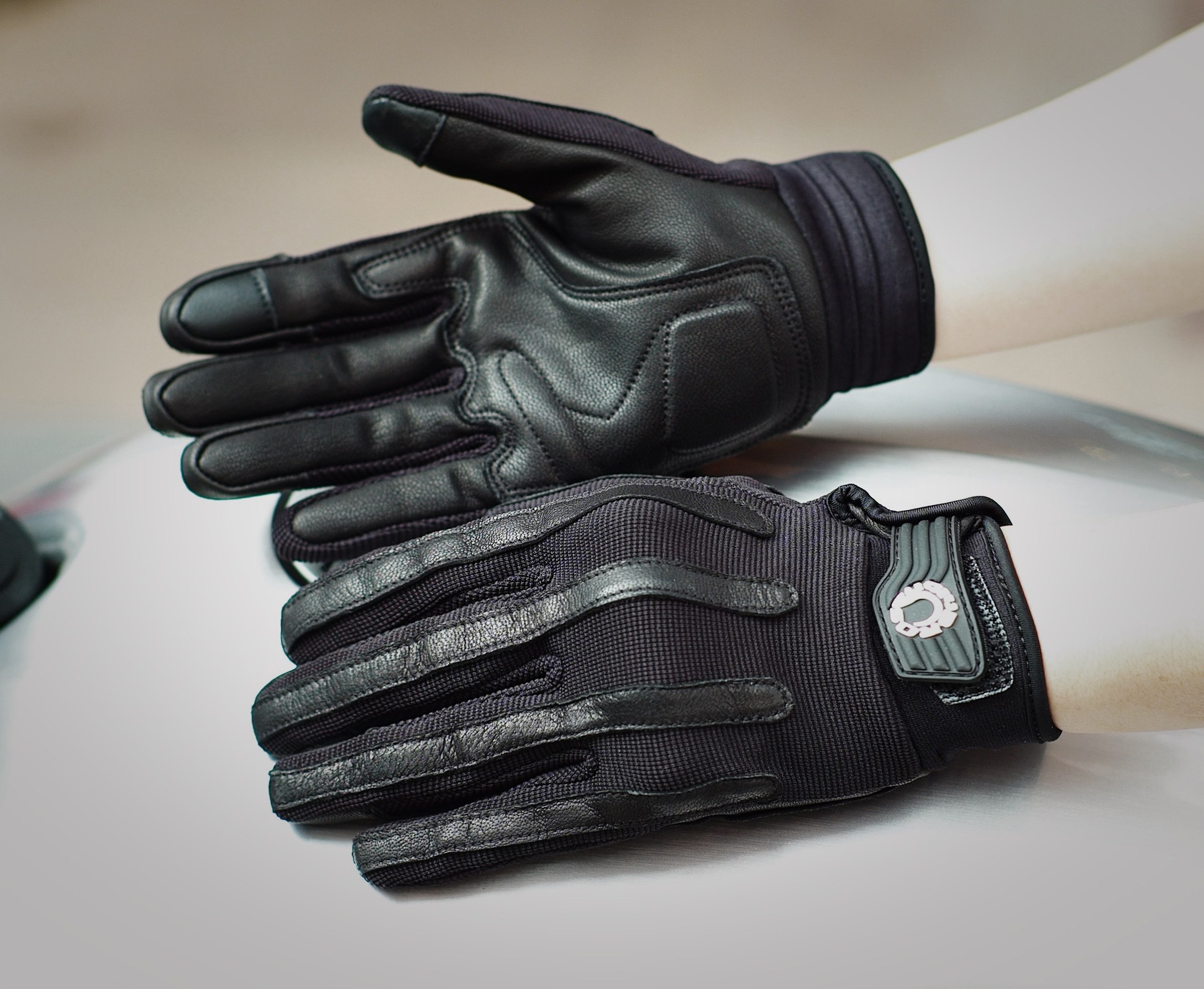 现货哈雷印第安拿铁cm500摩托车夏季透气触屏羊皮骑士手套