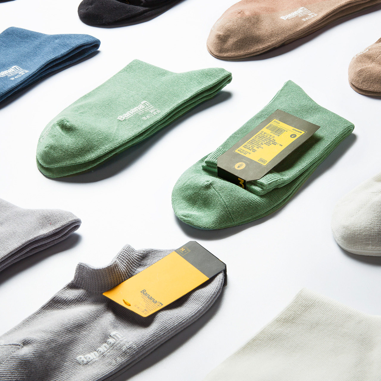 5双bananain蕉内301p简约时尚袜子男士情侣中筒袜女长袜纯色棉袜