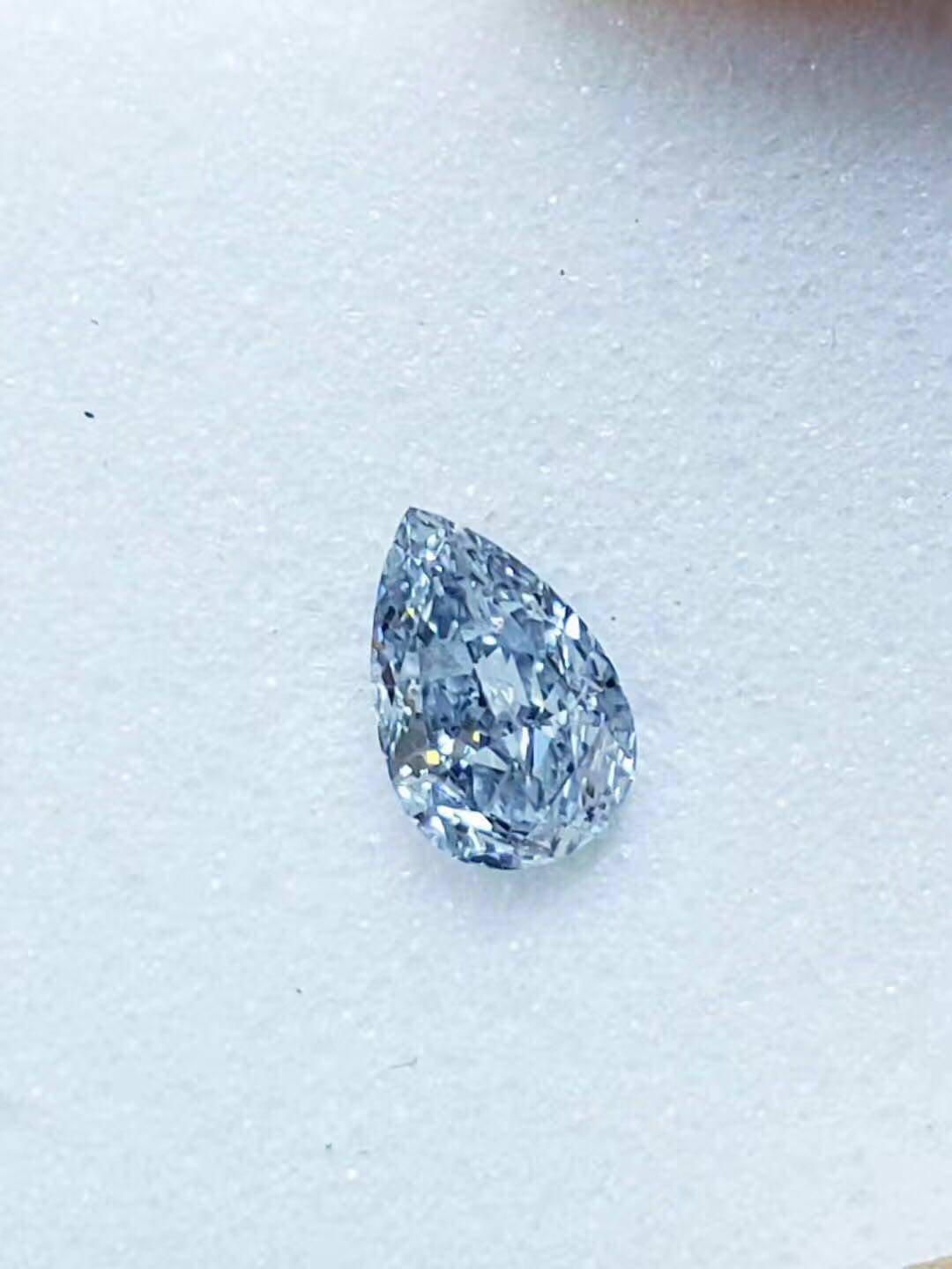 25分水滴蓝钻gia彩色钻石fancyblue肉眼干净其他