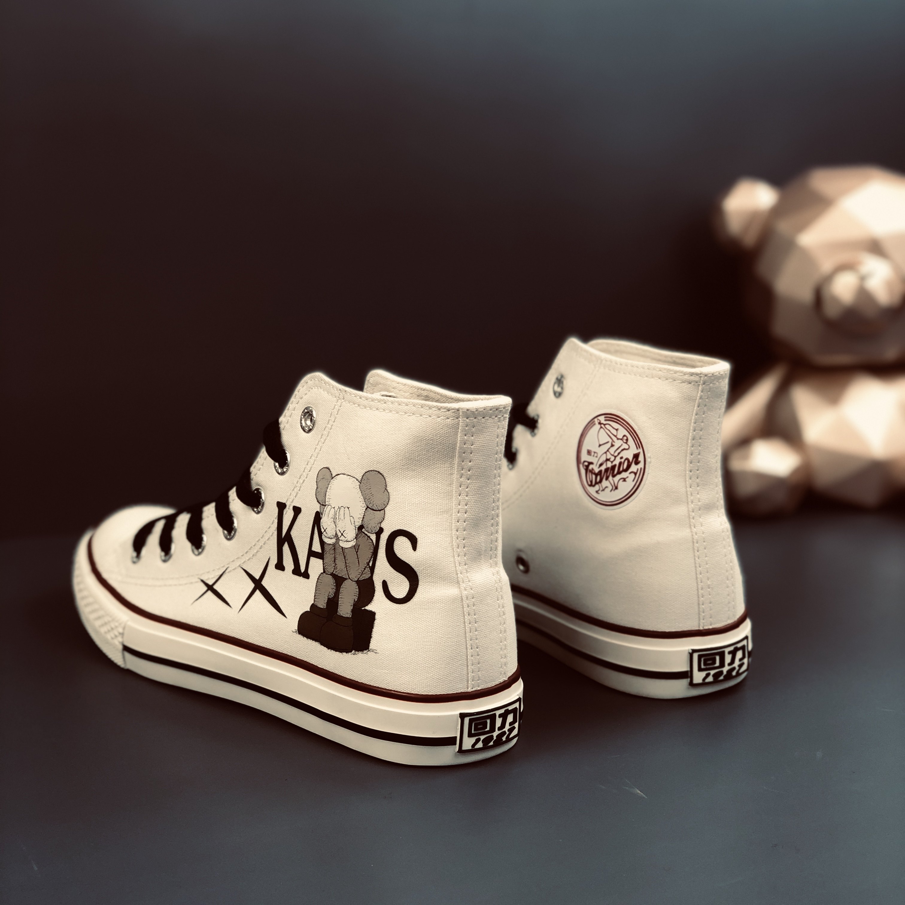 回力芝麻街联名高帮帆布鞋男kaws鸳鸯手绘涂鸦情侣爆改百搭板鞋女