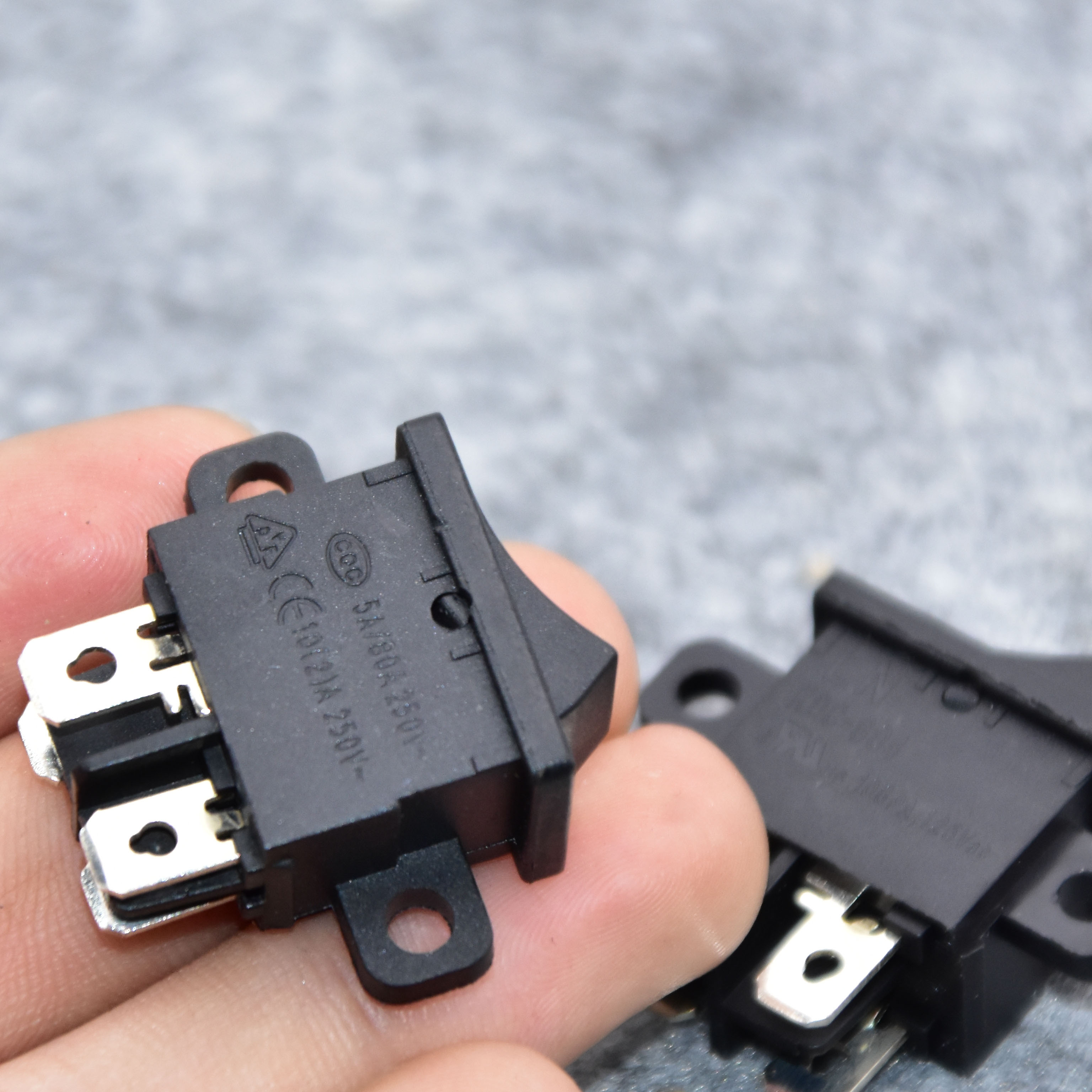 原装创维液晶电视机电源开关按钮船型开关rs601d带固定孔带耳四脚