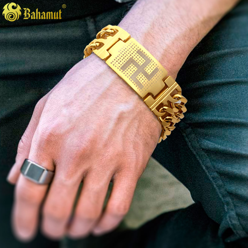 潮牌虎年貔貅金手链男士钛钢饰品配饰时尚个性龙手饰男款潮欧美