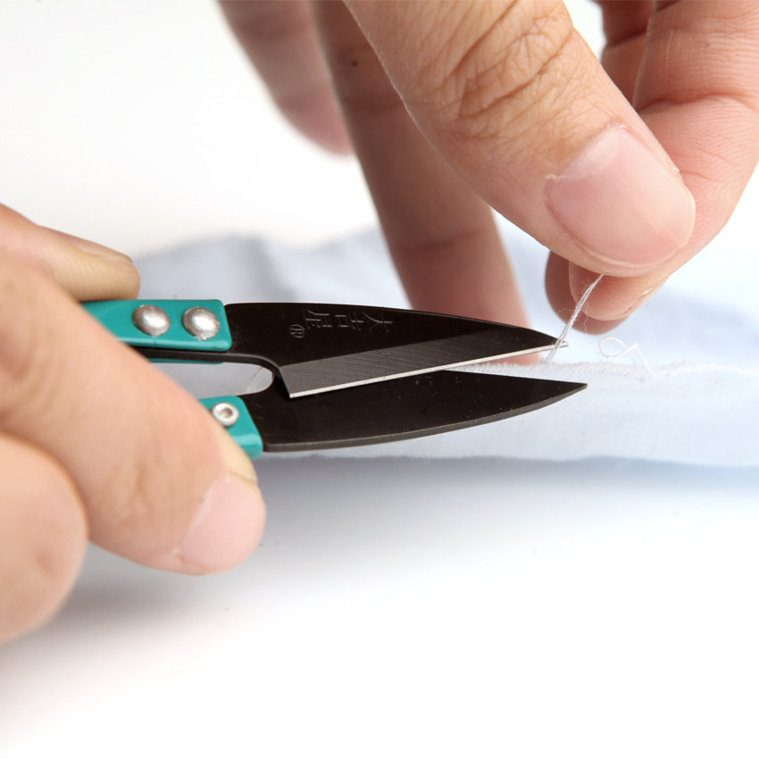 大吉纱剪u型剪线头剪弹簧小剪刀十字绣剪刀服装裁缝批发12把包邮