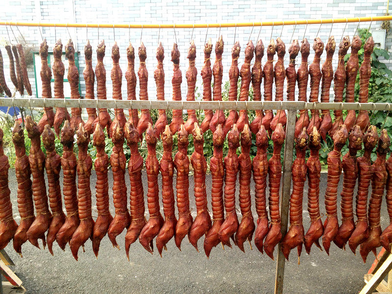 四川特产广汉五香麻辣缠丝兔熟兔600g整只手撕兔肉干卤味零食小吃