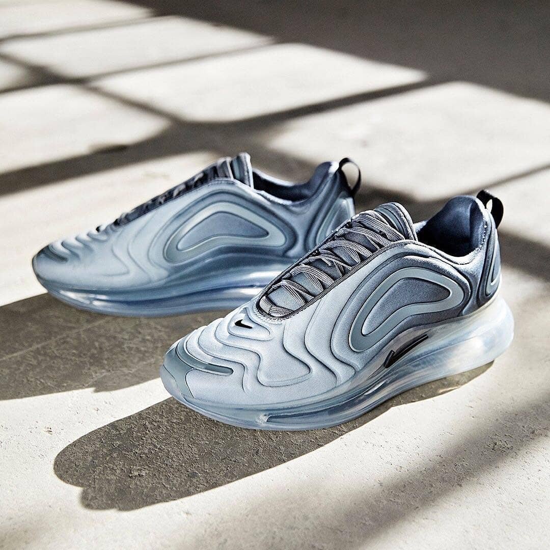 nikeairmax女子大气气垫跑步cd2047001100跑步鞋