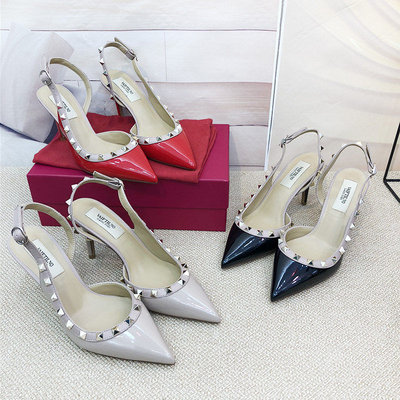 明星同款v家春季新款铆钉一字带扣高跟鞋尖头细跟柳丁