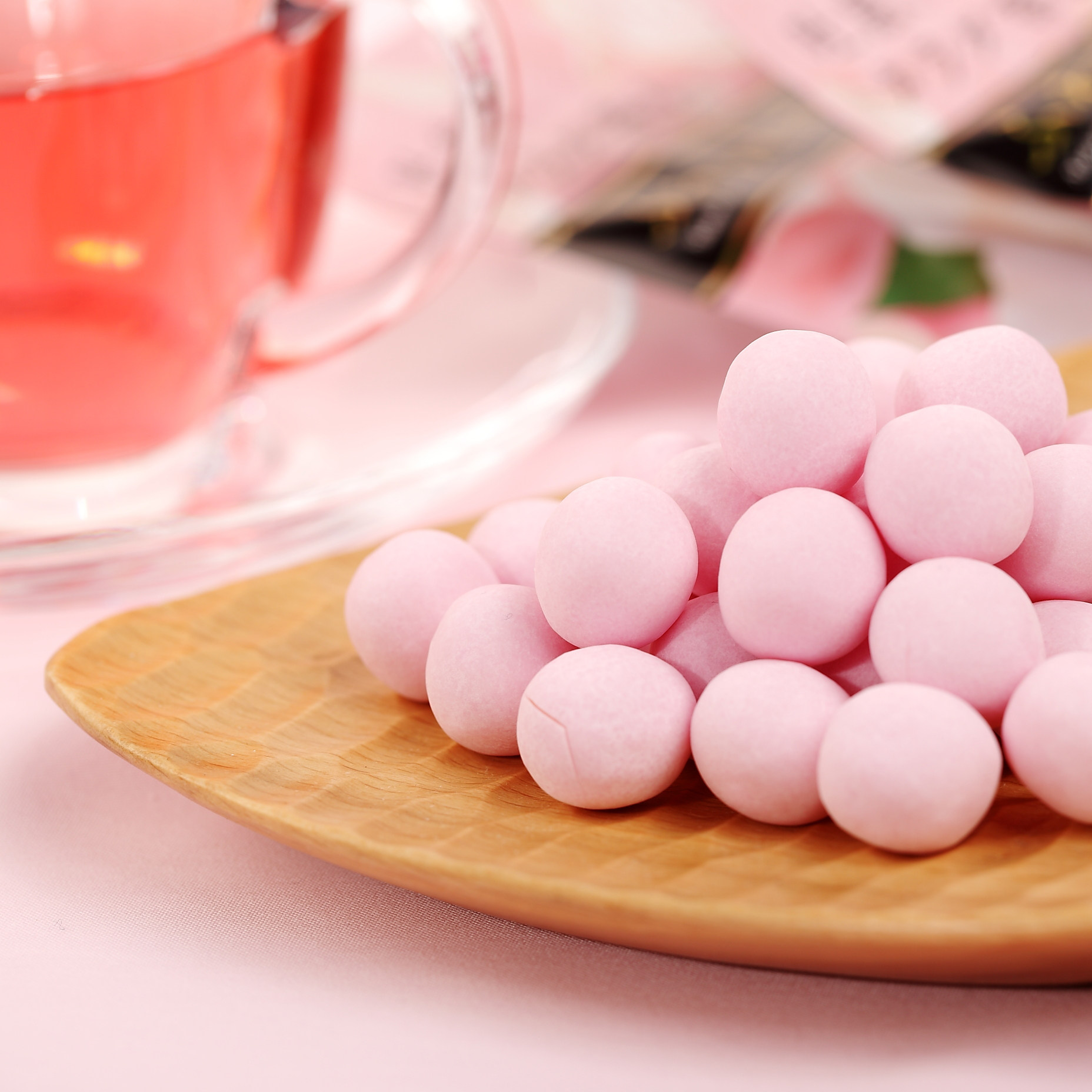 日本进口零食kracie玫瑰花香味体香糖果32g 神奇约会口香糖软糖