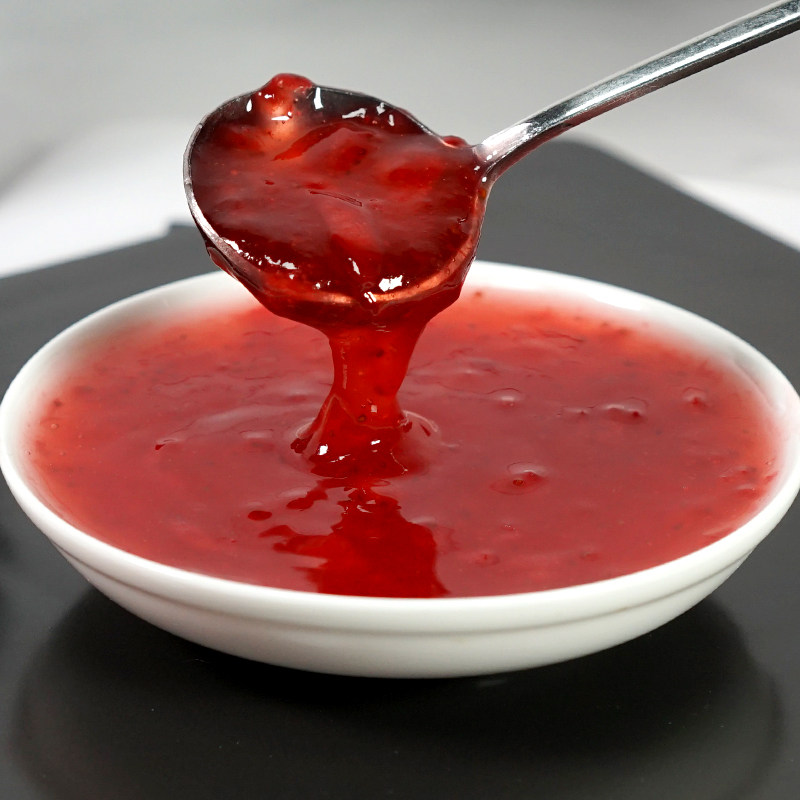 新仙尼草莓果泥1.36kg奶昔沙冰果汁面包抹酱冰淇淋果酱