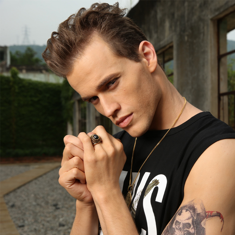 欧美复古玛瑙霸气戒指个性食指海军风潮男钛钢戒指