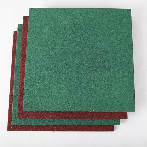 室外防滑塑胶地板橡胶地垫健身房运动地垫幼儿园儿童安全防护地垫