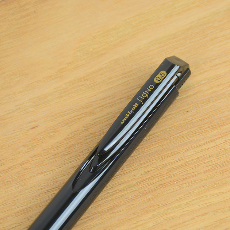 卖的就是手感日本uniball三菱umn155中性笔05mm按动圆珠笔